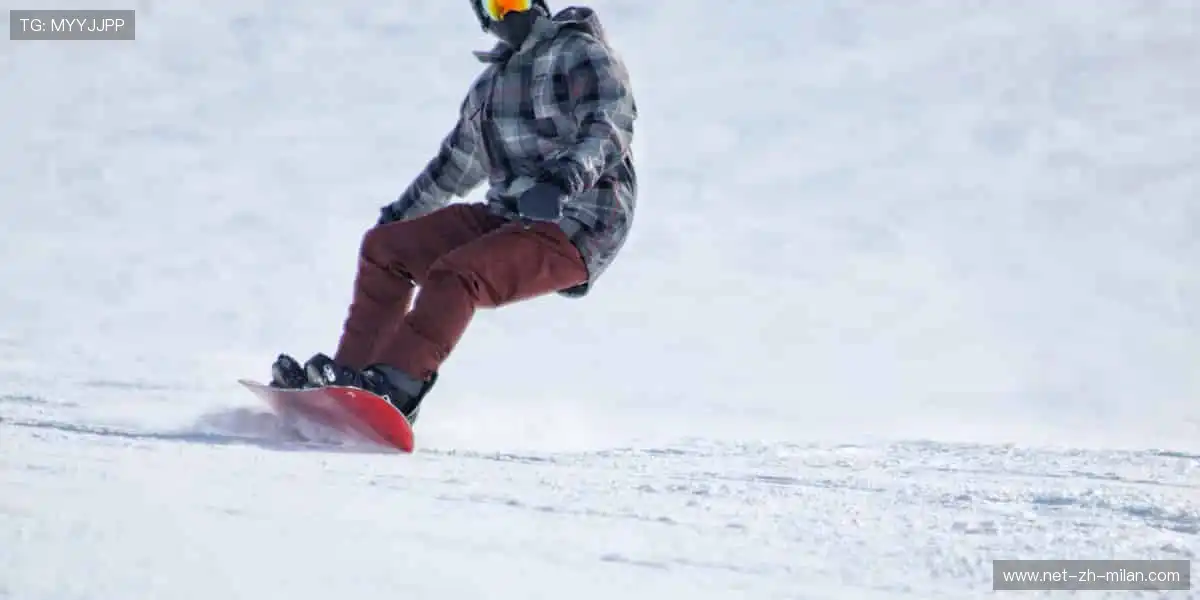 一键开启直播，弹幕互动，和全球球迷一起沸腾💬🌍